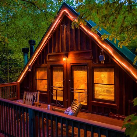 Cabin In A Gated Resort With Seasonal Resort Pool Pigeon Forge Exteriör bild