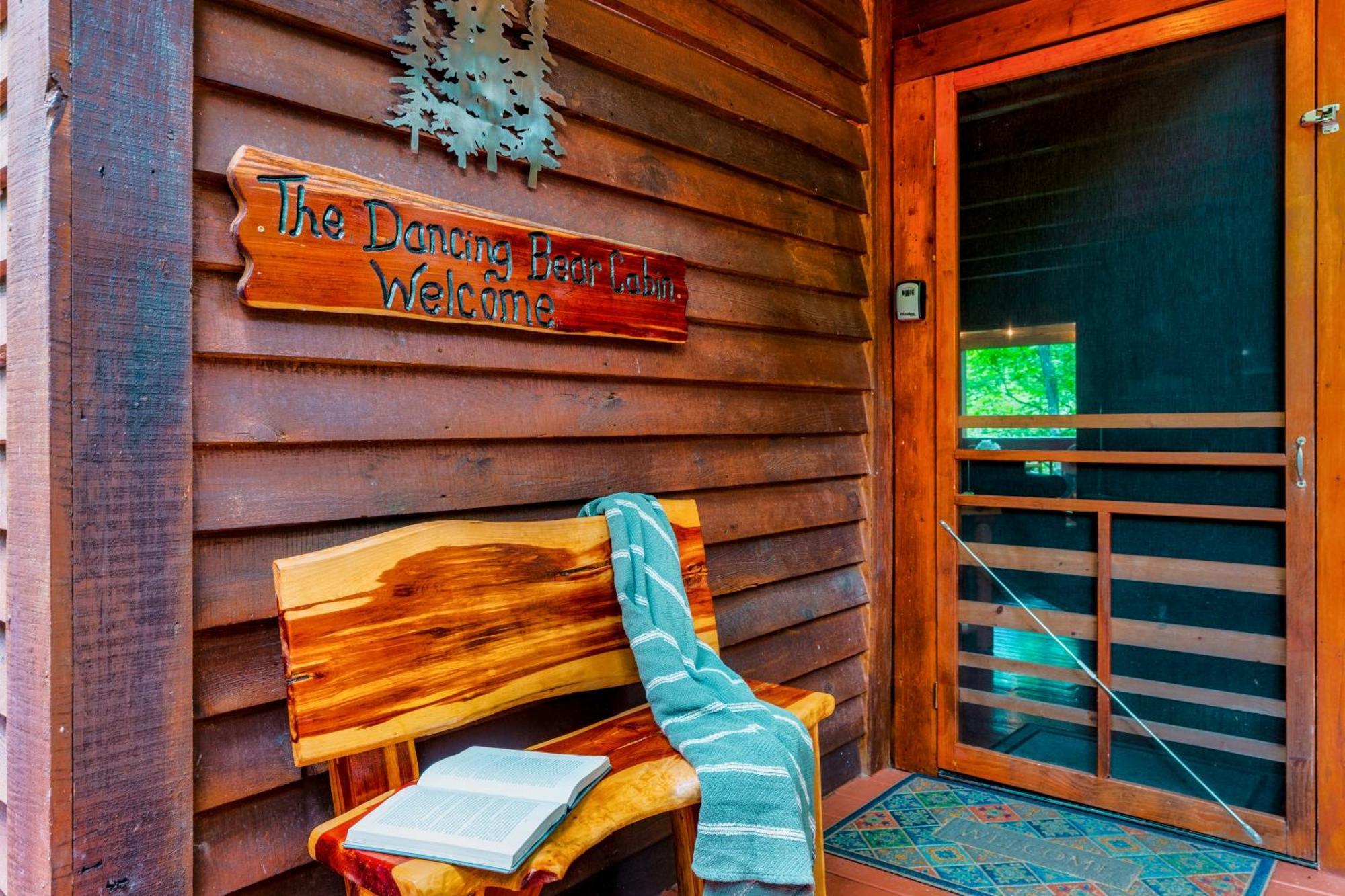 Cabin In A Gated Resort With Seasonal Resort Pool Pigeon Forge Exteriör bild