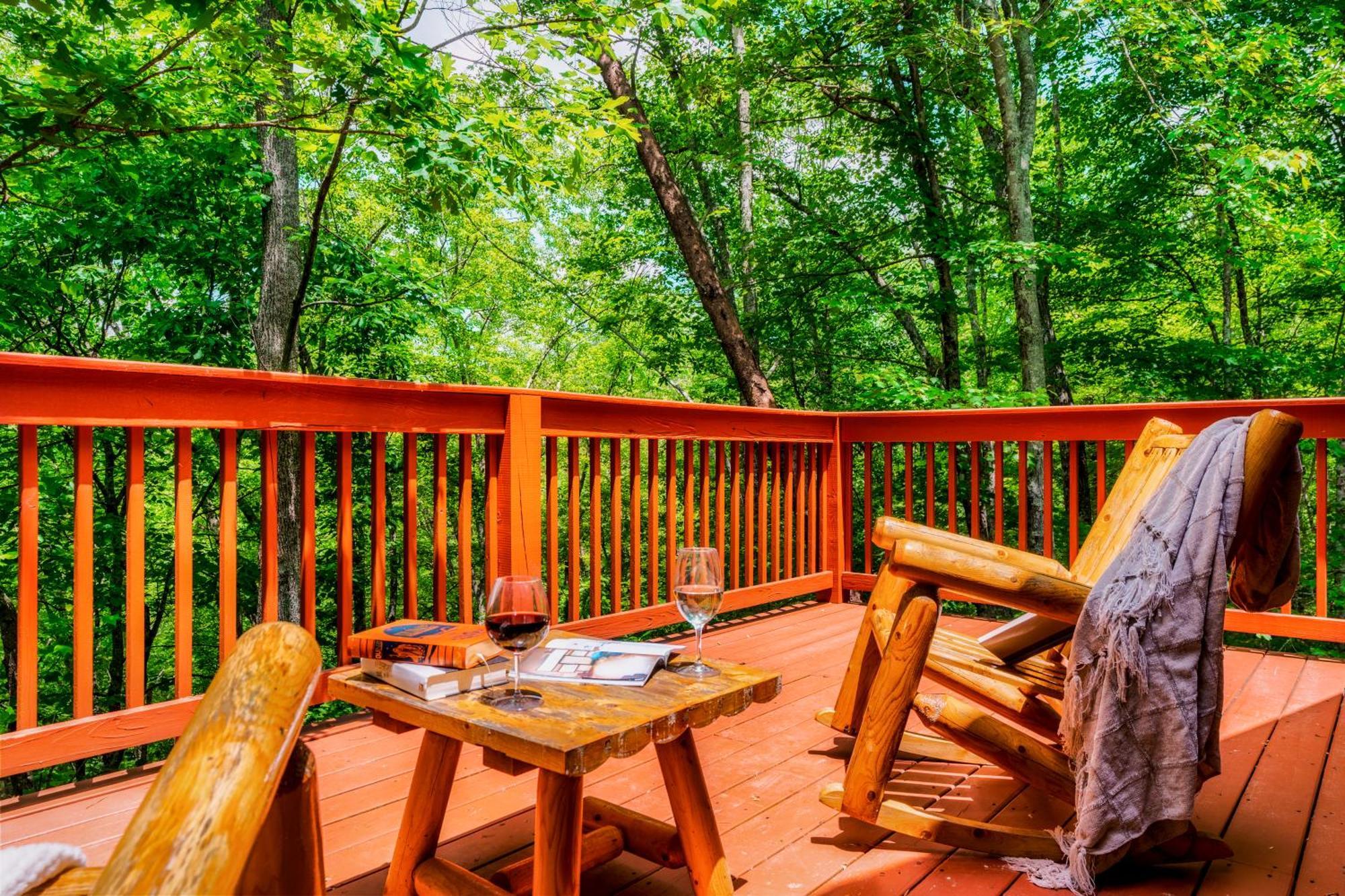 Cabin In A Gated Resort With Seasonal Resort Pool Pigeon Forge Exteriör bild