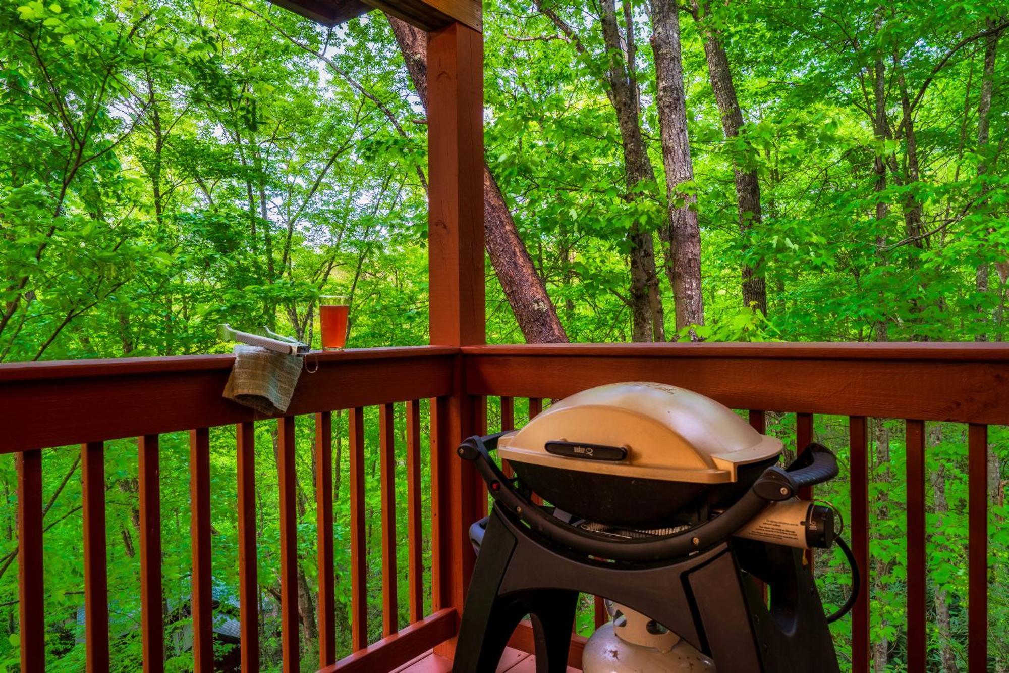 Cabin In A Gated Resort With Seasonal Resort Pool Pigeon Forge Exteriör bild