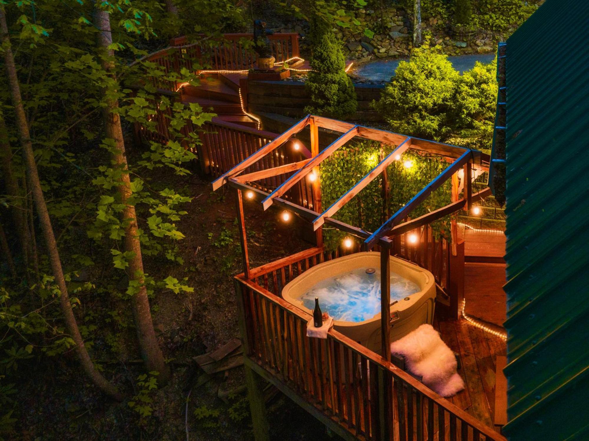 Cabin In A Gated Resort With Seasonal Resort Pool Pigeon Forge Exteriör bild