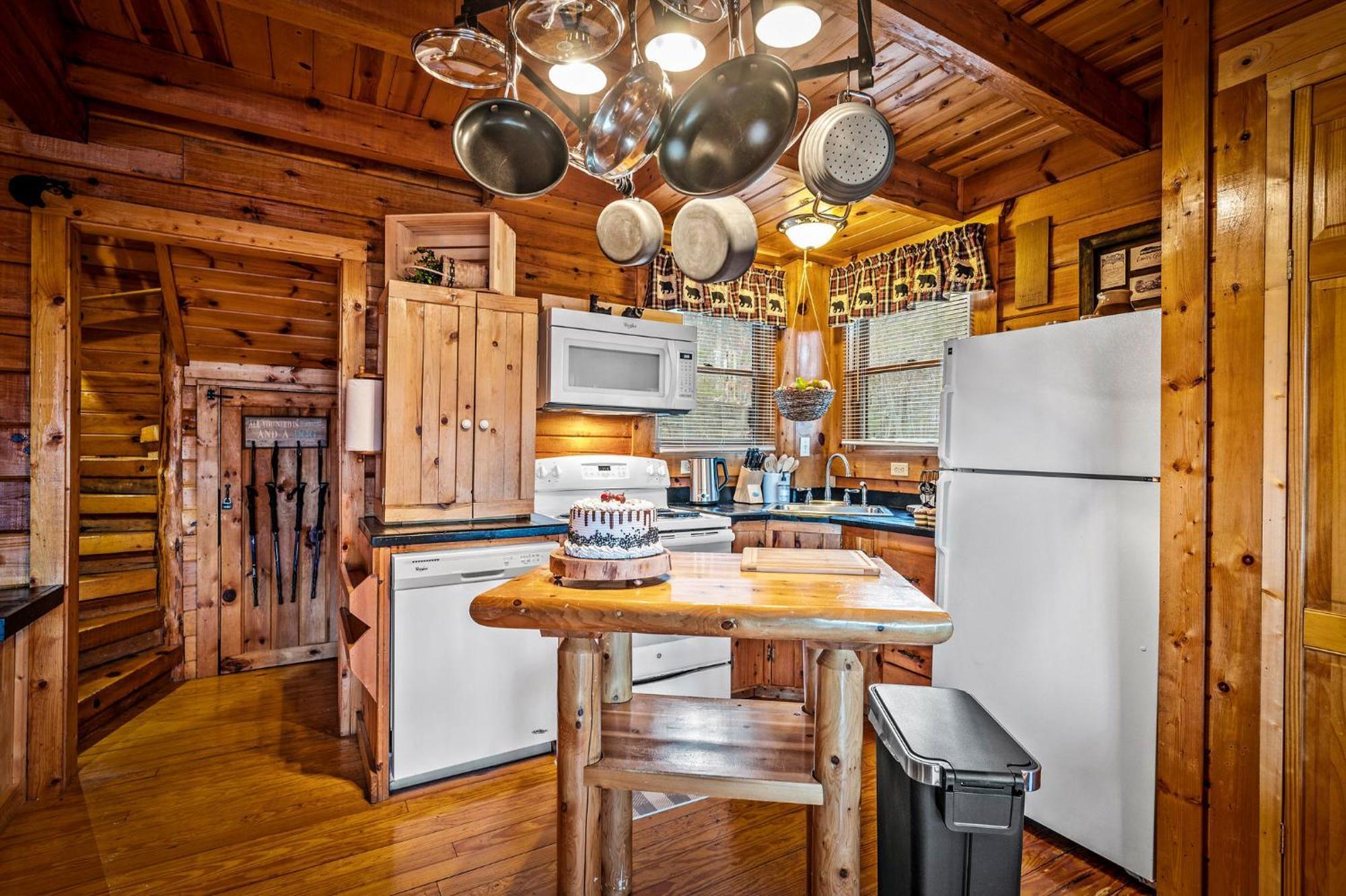 Cabin In A Gated Resort With Seasonal Resort Pool Pigeon Forge Exteriör bild