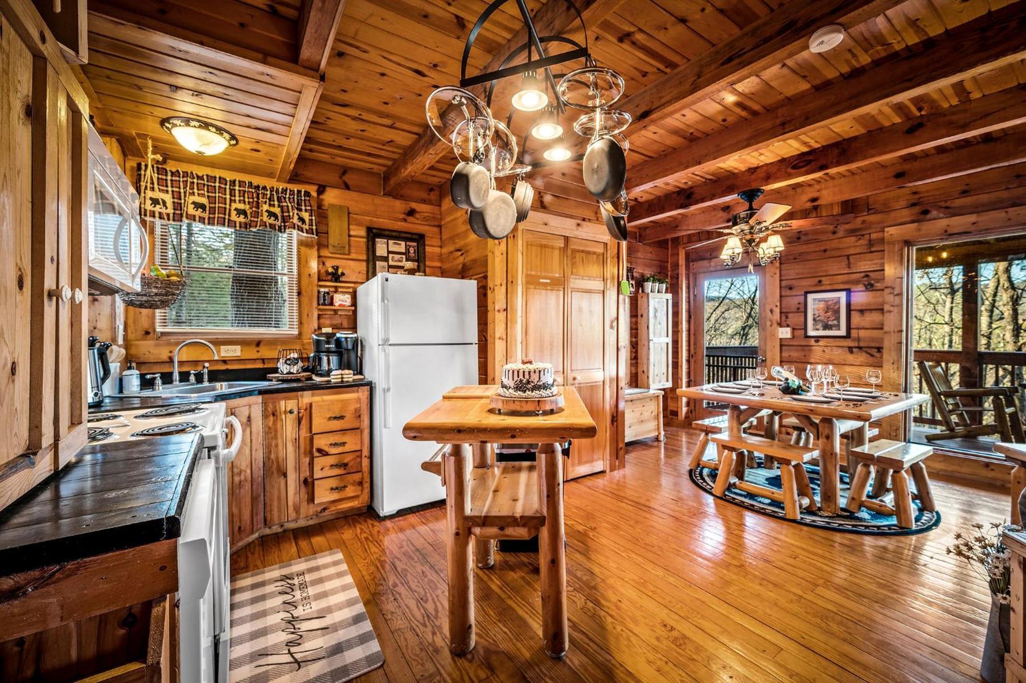 Cabin In A Gated Resort With Seasonal Resort Pool Pigeon Forge Exteriör bild